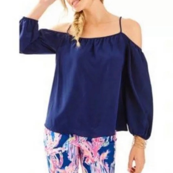 EUC Lilly Pulitzer 100% Silk Cold-shoulder Navy blouse. - Picture 1 of 4